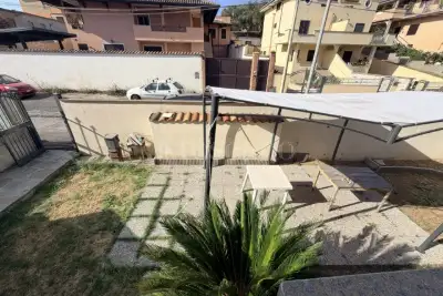 Casa Indipendente in vendita, Via Treviso, Pomezia