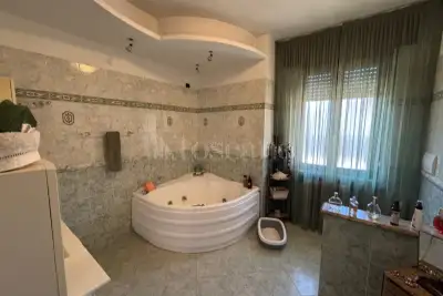 Villa in vendita, Via Vanzaghello, Busto Arsizio