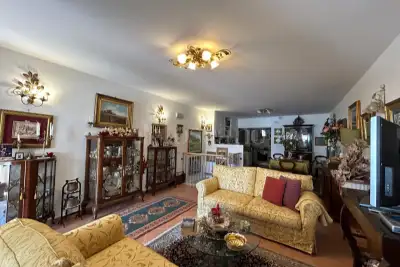 Casa in vendita, Via Valdaora, Roma