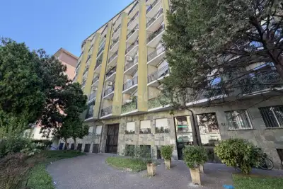 Laboratorio in vendita, Via dei Tulipani, Milano