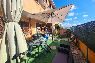 Casa in vendita, Via Maggiona, Pomezia