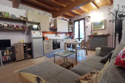 Casa in vendita, Via V Martiri della Liberazione, Bressana Bottarone
