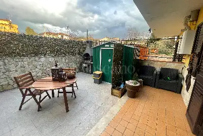 Villino a Schiera in vendita, Viale Cavour, Cervaro