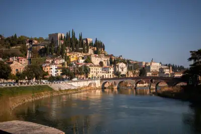 Casa in vendita, Lungadige Sammicheli, Verona