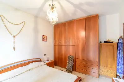 Casa in vendita, Via Deledda, Como