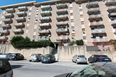 Casa in vendita, Via Bronte, Palermo