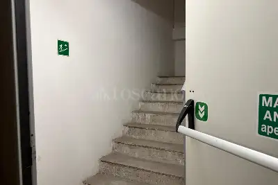 Box in affitto, Via Salasco, Milano