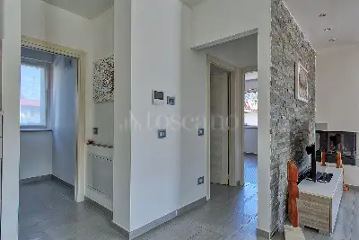 Villa in vendita, Via Pianazzo, Lavena Ponte Tresa