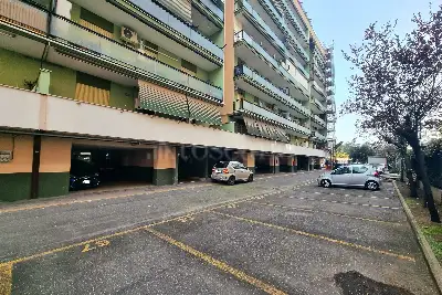 Casa in vendita, Via Libero Leonardi, Roma
