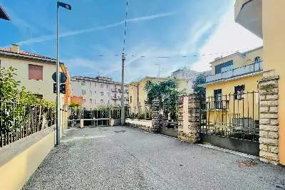 Villa Plurifamiliare in vendita, Via Carlo Pisacane, Brescia