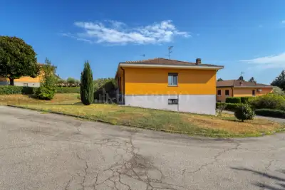 Villino a Schiera in vendita, Via Aurora, Varese