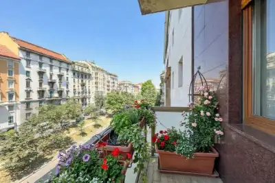 Casa in vendita, Viale Luigi Majno, Milano