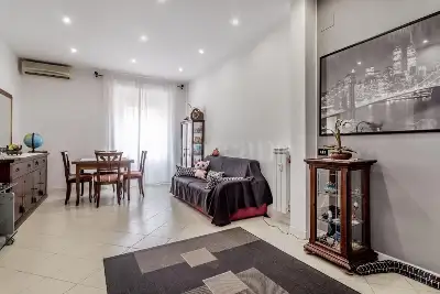 Casa in vendita, Via Rosa Govona, Roma