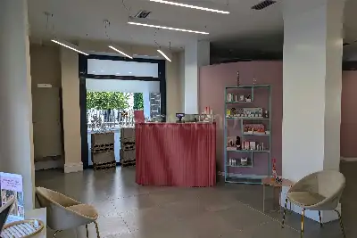 Negozio in vendita, Viale Gianluigi Bonelli , Roma