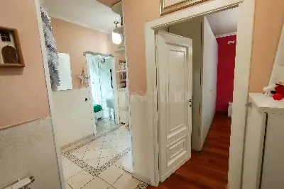 Casa in vendita, Via Montello, Aprilia