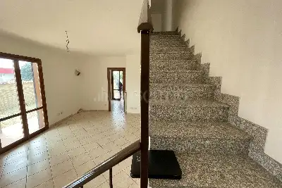 Villa Plurifamiliare in vendita, Via Glasgow, Ladispoli