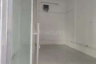 Negozio in affitto, Via Antonio Gramsci, Avezzano