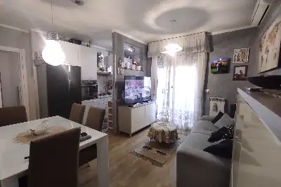 Casa in vendita, Via Tancredi Chiaraluce, Roma