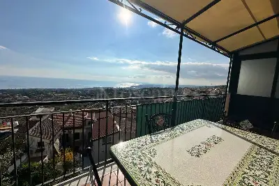 Casa in vendita, Via Trento, Aci Castello