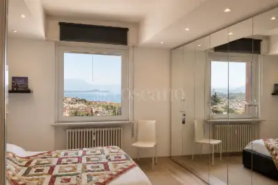 Casa in vendita, Piazza Luigi Einaudi, Desenzano del Garda