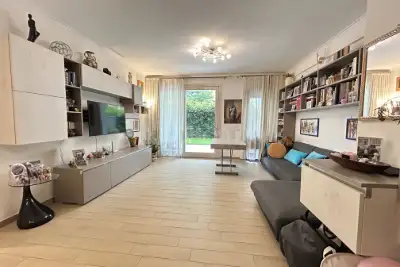 Casa in vendita, Via Innocenzo X, Roma