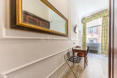 Albergo in vendita, Via Firenze, Roma