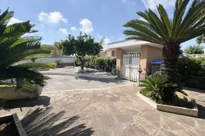 Villa Bifamiliare in vendita, Via dei Marmi, Nettuno