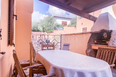 Villino a Schiera in vendita, Via Parigi, Olbia