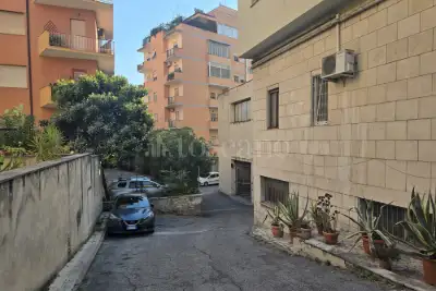 Box in vendita, Via Gian Leonardo Ceruso, Roma