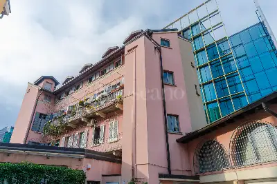 Casa in vendita, Via Cola Montano, Milano