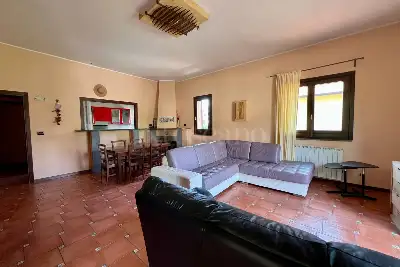 Villa Bifamiliare in vendita, Nicolosi - Ai Pini, Nicolosi