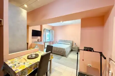 Casa in vendita, Via Tuscolana, Roma