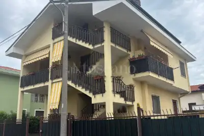Casa in vendita, Via Parravicini, Solbiate Olona
