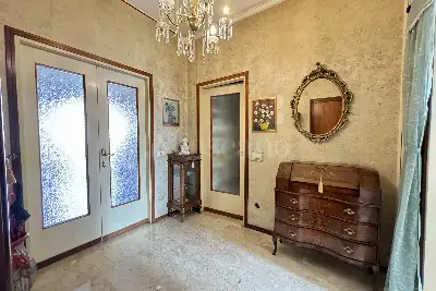 Casa in vendita, Via Malakoff, Corsico