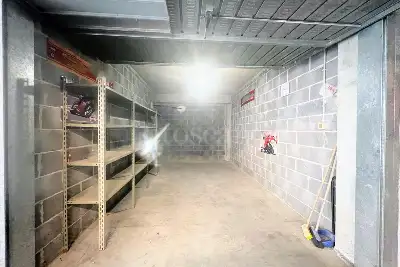 Box in vendita, Via Alberto Bergamini, Roma