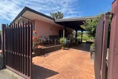 Villa in vendita, Via della Betulla, Trecastagni
