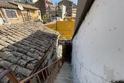 Casa Indipendente in vendita, Via Malabranca, Catania