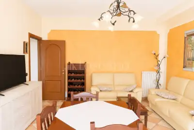 Casa in vendita, Via N. Tirale, Lonato del Garda