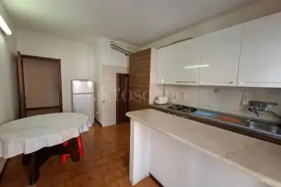 Casa in vendita, Via Giosuè Carducci, Brescia