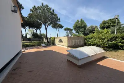 Villa Bifamiliare in affitto, Via Giovanni Giuseppe Gizzi, Roma