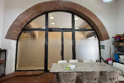 Laboratorio in vendita, Via San Pietro, Siena, Siena