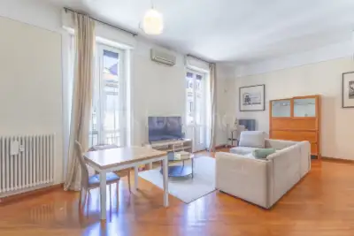 Casa in vendita, Via Francesco Anzani 6, Milano