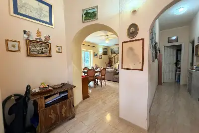 Palazzo in vendita, Via del Casale delle Pantanelle, Roma