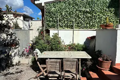 Villa in vendita, Viale Po, Pomezia