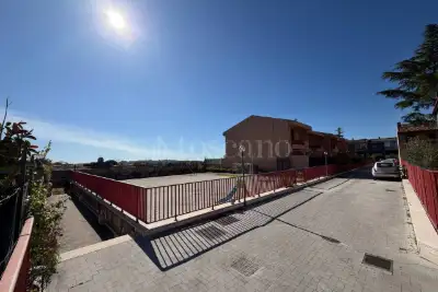 Villino a Schiera in vendita, Via Duca d'Aosta, San Giovanni la Punta