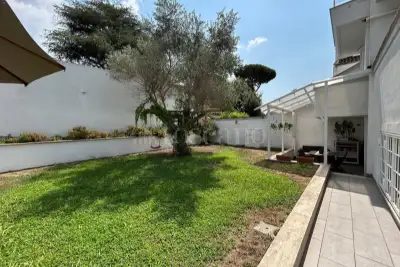 Villa Plurifamiliare in vendita, Via Pietro Nardini, Roma
