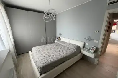 Casa in vendita, Via Emanuela Loi, Roma