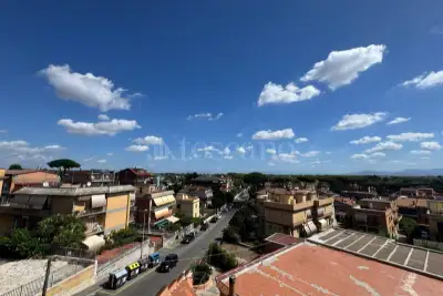 Casa in vendita, Via dei Candiano, Roma