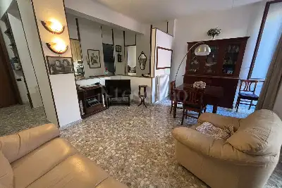 Casa in vendita, Via Francesco Grenet, Roma