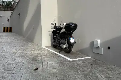 Garage in vendita, Via delle Calasanziane, Roma